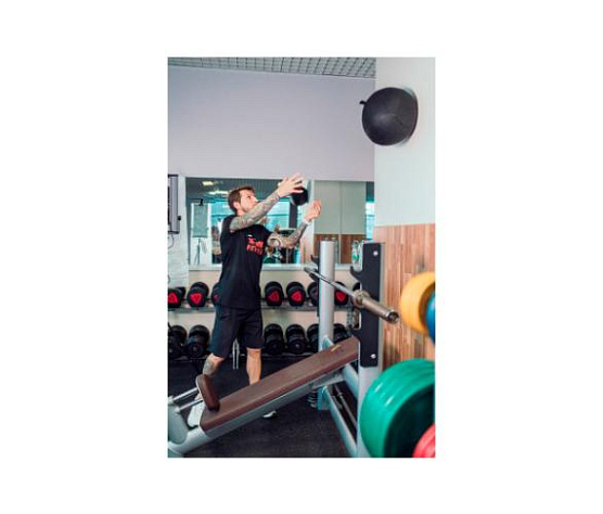 Тренировочный мяч Original FitTools Wall Ball Deluxe 10 кг фото4