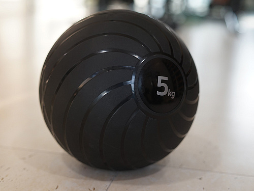 Слэмбол Technogym Slam Ball 5 кг