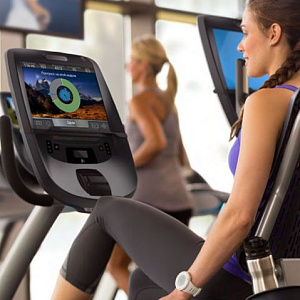 Купить Горизонтальный тренажер Precor RBK885 в Москве