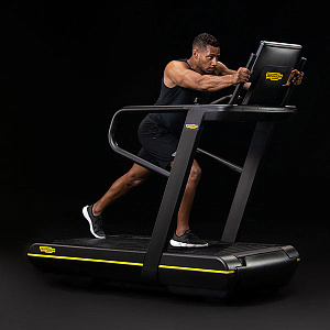 Купить Беговая дорожка Technogym Skillrun в Москве