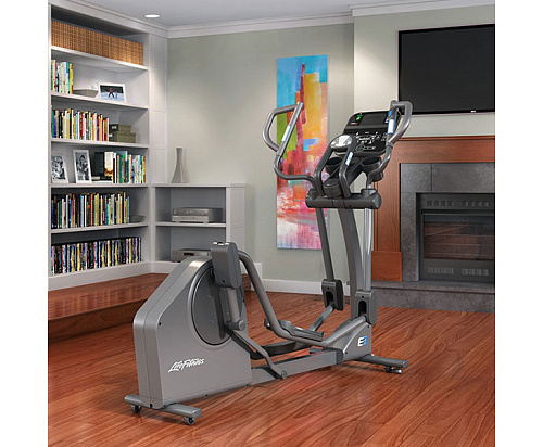 Эллиптический тренажер Life Fitness E3 Track Connect