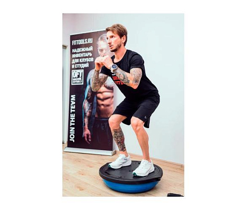 Полусфера гимнастическая надувная Original FitTools R2 с эспандерами и насосом