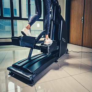Купить Эллиптический тренажер Spirit Fitness CE1000ENT в Москве