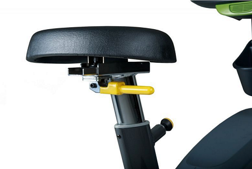 Вертикальный велотренажер Sportsart Fitness C575U