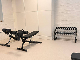 Фитнес-пространство в гостиничном комплексе на Алтае