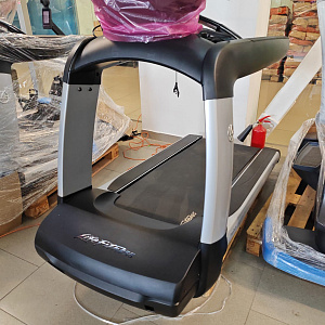 Купить Life Fitness Elevation Discover SE3 HD, 2018 год в Москве