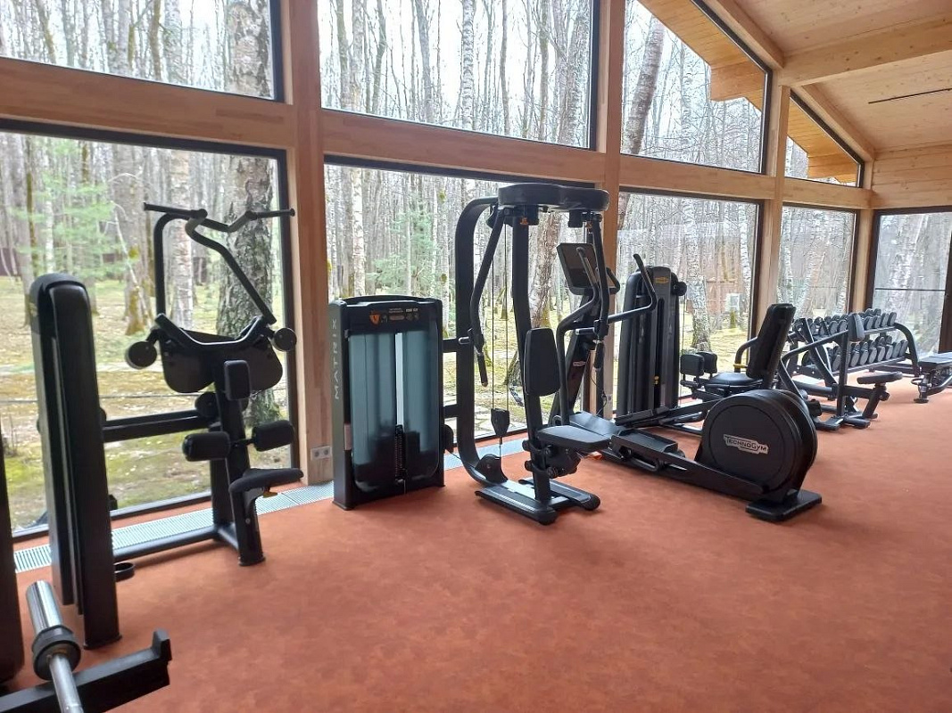 Зал на Technogym в загородной резиденции