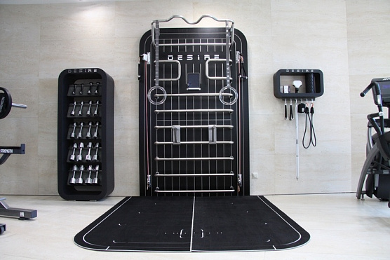 Многофункциональный комплекс в премиальном черном исполнении с элементами отделки частных яхт Desire Regatta Black Edition фото2