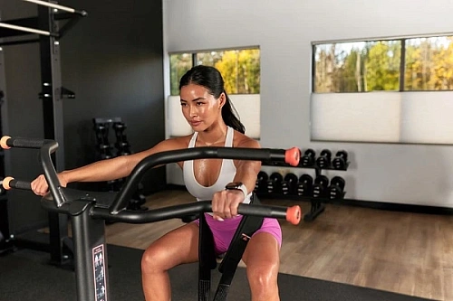 Приседания с поясом / Зашагивания Precor Glutebuilder GPL585