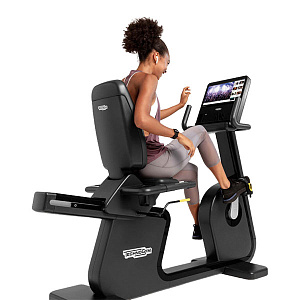 Купить Горизонтальный тренажер Technogym Artis Recline в Москве