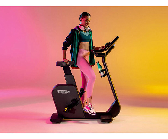 Велотренажер Technogym Excite Live Bike 5000 фото4