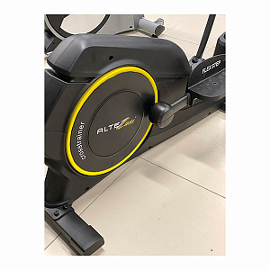 Купить Эллиптический тренажер Ultra Gym E 140 в Москве