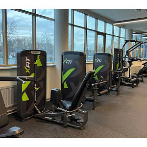 Купить Грузоблочный тренажер на нижнюю часть тела Spirit Fitness SP-3516 Приведение/отведение бедра со стеком 90 кг в Москве