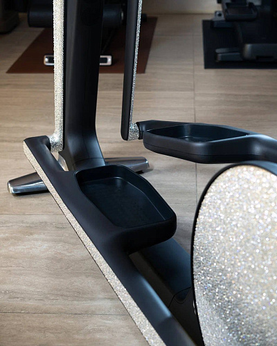 Эллиптический тренажер Technogym Personal Cross (+ Swarovski), лимитированная коллекция