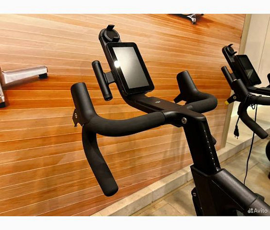 Велотренажер Technogym Skillbike фото3