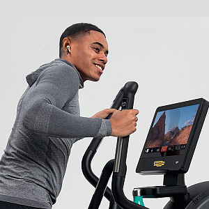 Купить Эллиптический тренажер Technogym Excite Live Vario 700 Human Powered в Москве