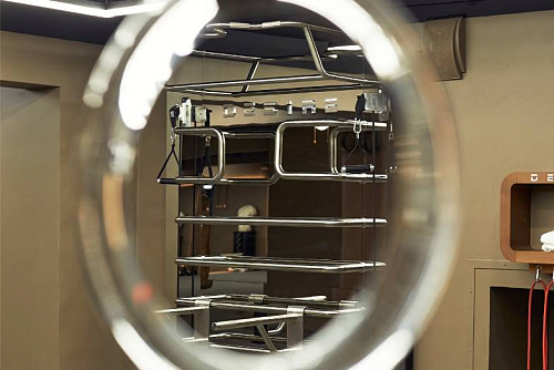 Многофункциональный комплекс с зеркальной стенкой и элементами из нержавеющей стали Desire Prime Vision