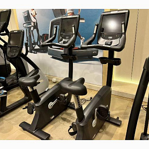 Купить Precor Upright Bike P82 вертикальный велотренажёр в Москве