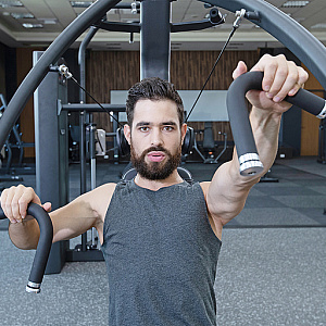 Купить Грузоблочный тренажер Spirit Fitness SP-4301 Жим от груди в Москве