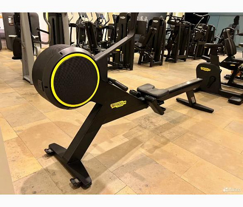 Гребной тренажер Technogym SKILLROW Купить Гребной тренажер Technogym SKILLROW в Москве