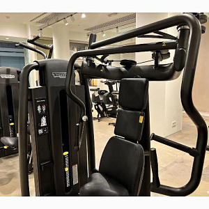 Купить Technogym Selection 900 Chest Press в Москве