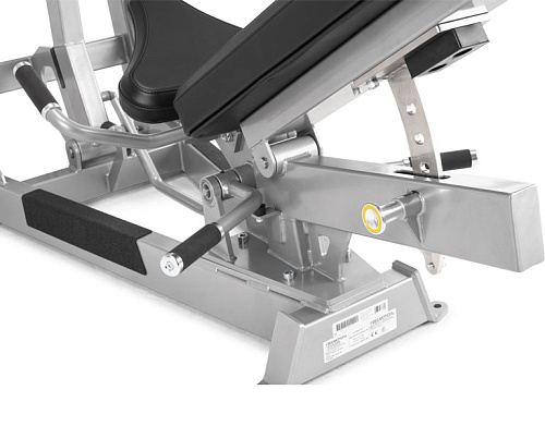 Нагружаемый дисками тренажер Freemotion Fitness Epic EF218