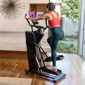 Купить Эллиптический тренажер Bowflex Кросстренер Max Trainer SEi в Москве