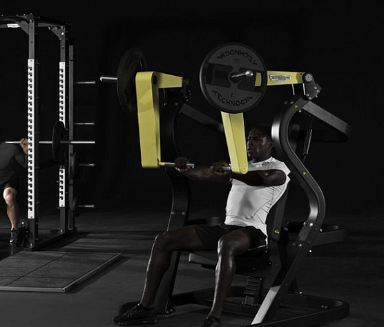 Жим от груди Technogym PURE STRENGTH Chest Press фото2
