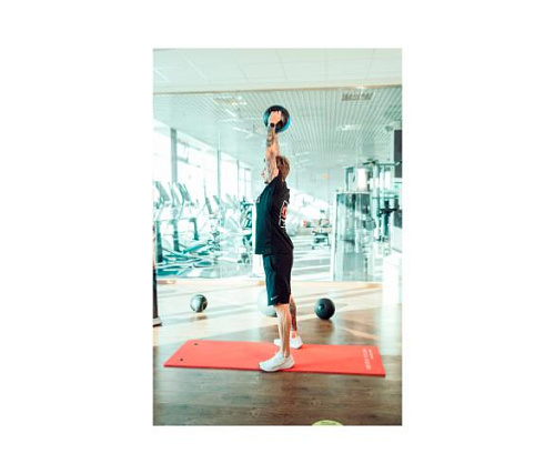 Мяч тренировочный медицинбол с хватами Original FitTools 5 кг