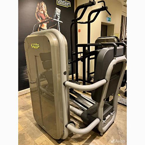 Купить Technogym Element Legpress тренажер для жима ногами в Москве