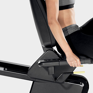 Купить Горизонтальный тренажер Technogym Artis Recline в Москве