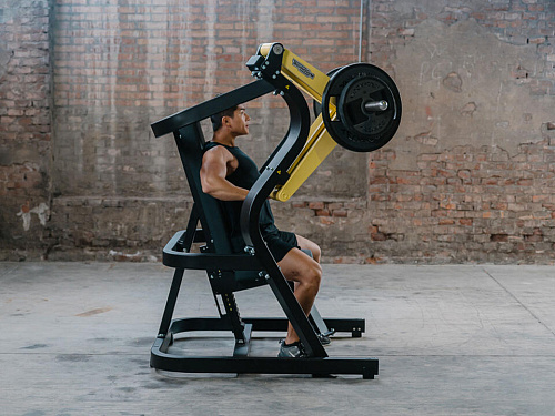 Жим от груди Technogym Pure Strenght Chest Press