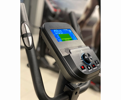 Эллиптический тренажер Ultra Gym E 140