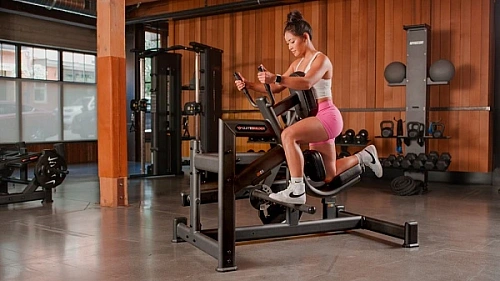 Отведение бедра назад (маятник) Precor Glutebuilder PENDULUM KICKBACK GPL617
