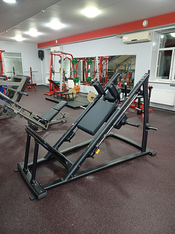 Поставка спортивных тренажеров для фитнес клуба в Ногинске