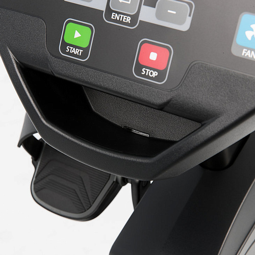 Горизонтальный тренажер Spirit Fitness CR800 Silver