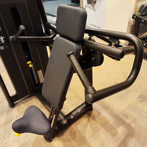 Жим от плеч Technogym Selection 700 Shoulder Press (витринный образец)