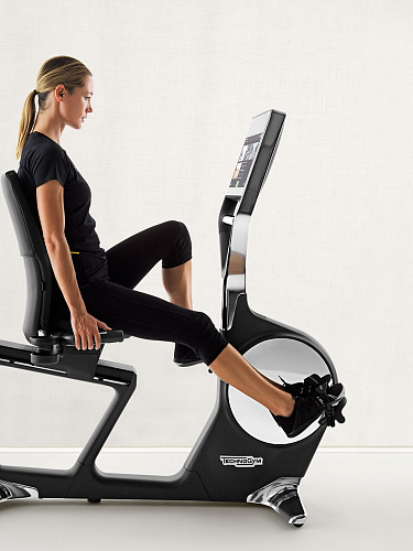 Горизонтальный велотренажер Technogym Personal Recline