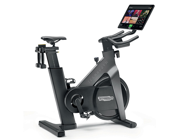 Вертикальный велотренажер Technogym Bike