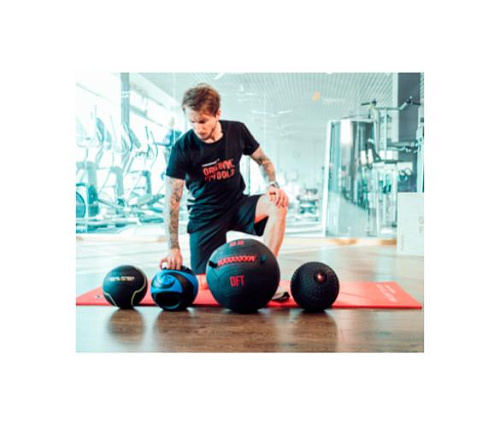 Мяч тренировочный Original FitTools 4 кг черный