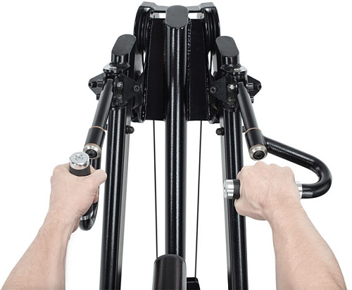 Тяга к груди сидя Freemotion Fitness Epic ES817