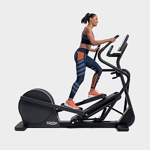 Купить Эллиптический тренажер Technogym Excite Live Synchro 900 Adjustable Ramp в Москве