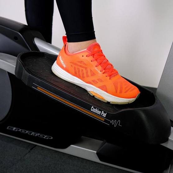 Эллиптический тренажер Sportop E7000P+ фото5