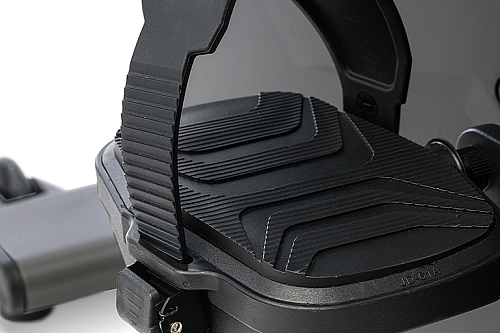 Вертикальный велотренажер Spirit Fitness CU800+