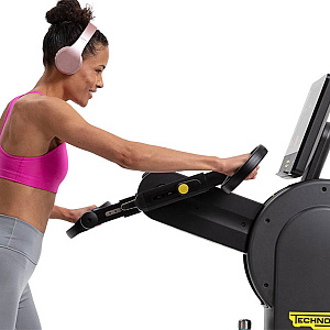 Купить Велотренажер для рук Technogym Excite Top Live 5000 в Москве