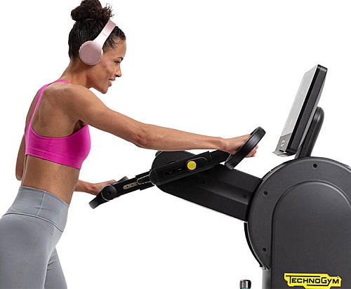 Велотренажер для рук Technogym Excite Top Live 9000