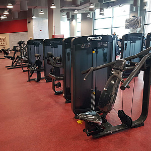 Купить Грузоблочный тренажер Spirit Fitness SP-3502 Жим от плеч со стеком 90 кг в Москве