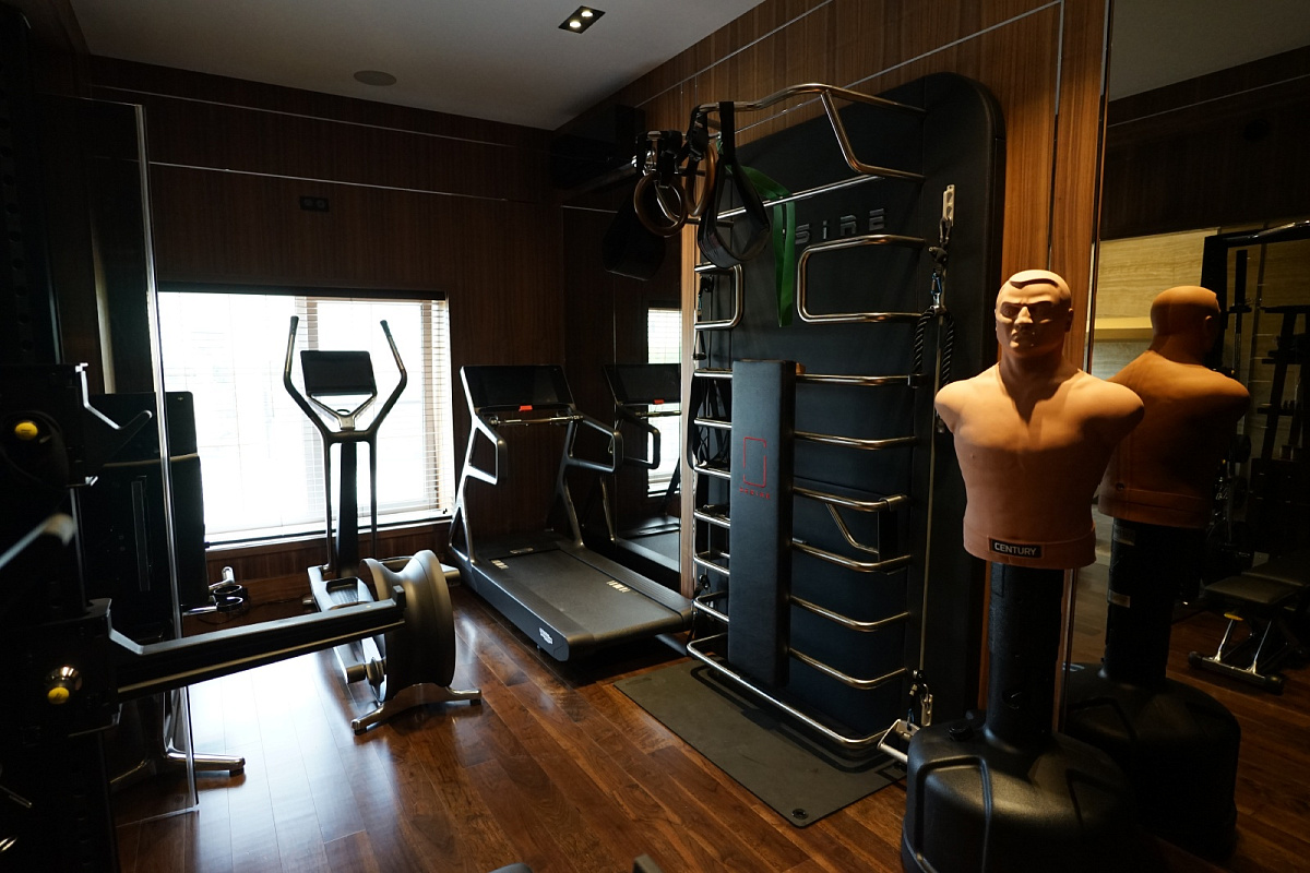 Спортивный зал в коттеджном посёлке «Монтевиль»