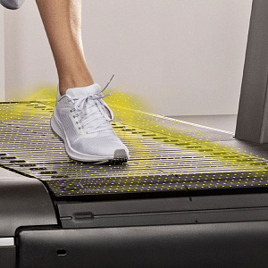 Купить Беговая дорожка Technogym Run в Москве