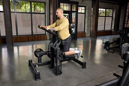 Тренажер для изолированной тренировки ягодиц Precor Glutebuilder GPL363
